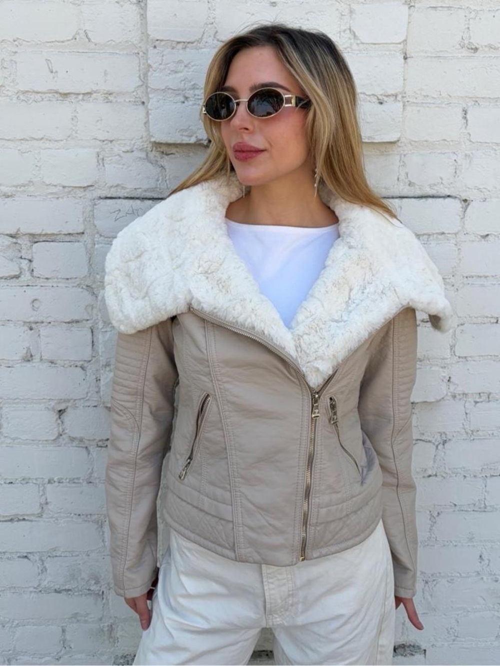Guess beige cream faux fur jacket with white fur trim and zippers sz xs #oldmone